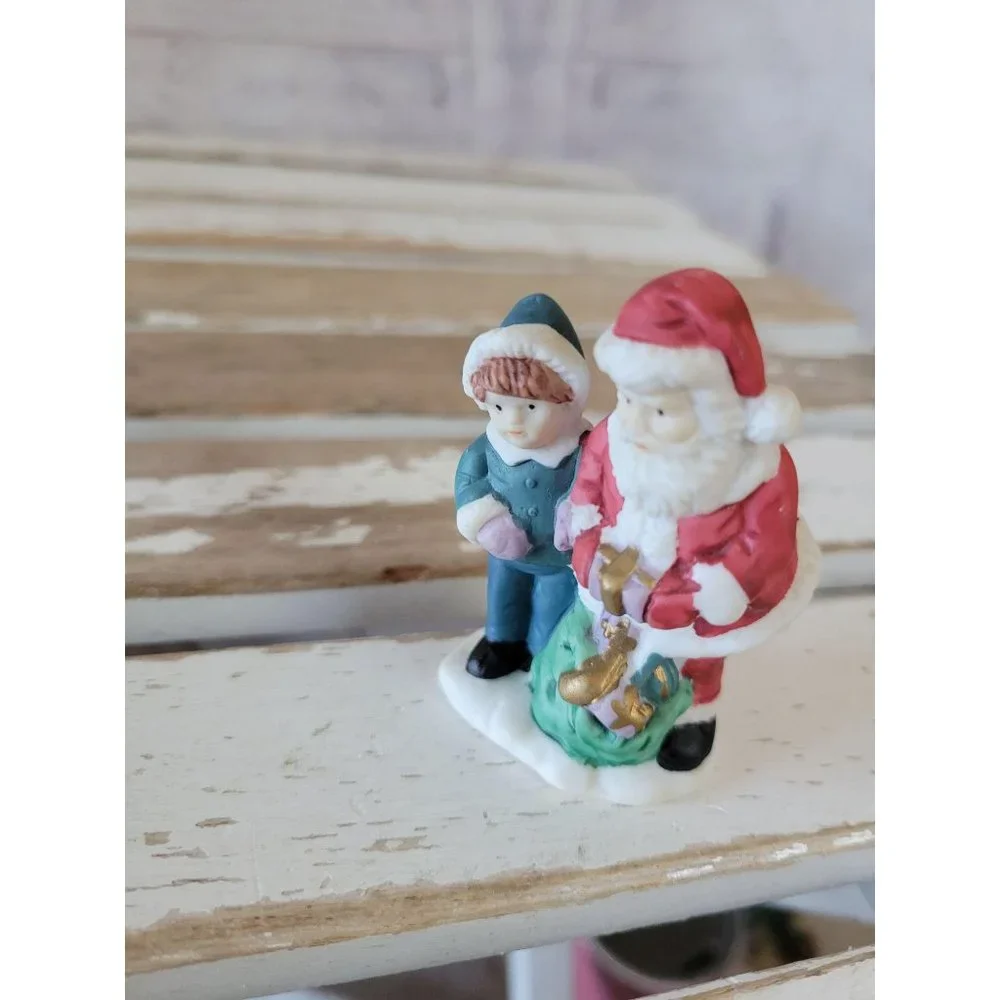 Santa's presents bag basket village‎ figurine acces